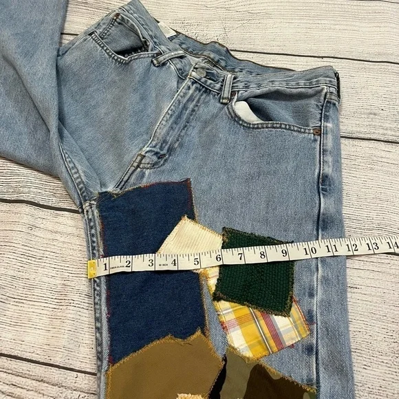 Vintage Levi’s 505 Upcycled Patchwork Distressed Denim Jeans Size 34 - Picture 10 of 15